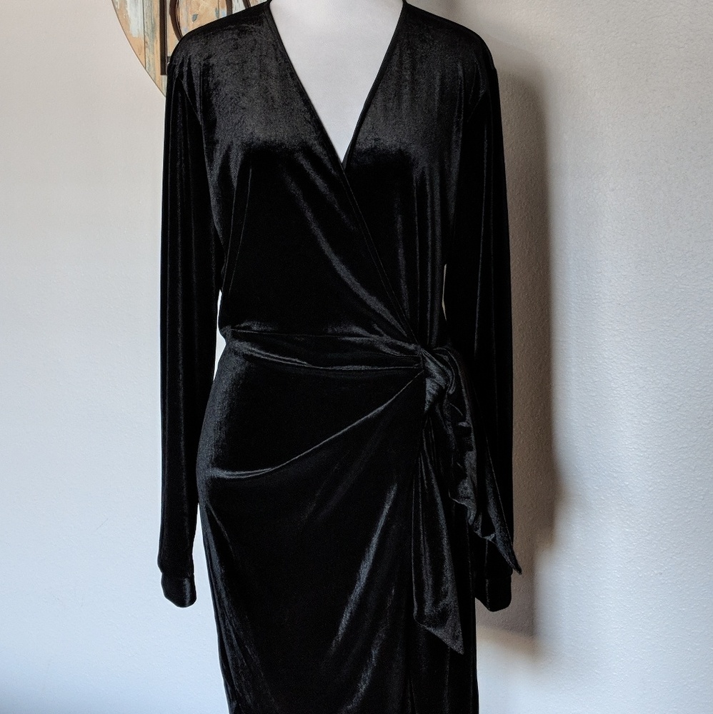 Long leeve faux suede wrap dress VELOUR WRAP DRESS